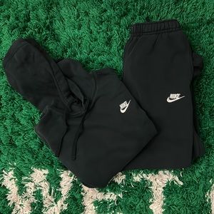 Nike Sweatsuit Black size small (sweater and hoodie)